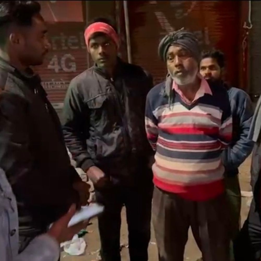 कौशांबी में किराना व्यापारी से लूट:ग्राहक बनकर आए बदमाशों ने गल्ला लूटा, पुलिस जांच में जुटी