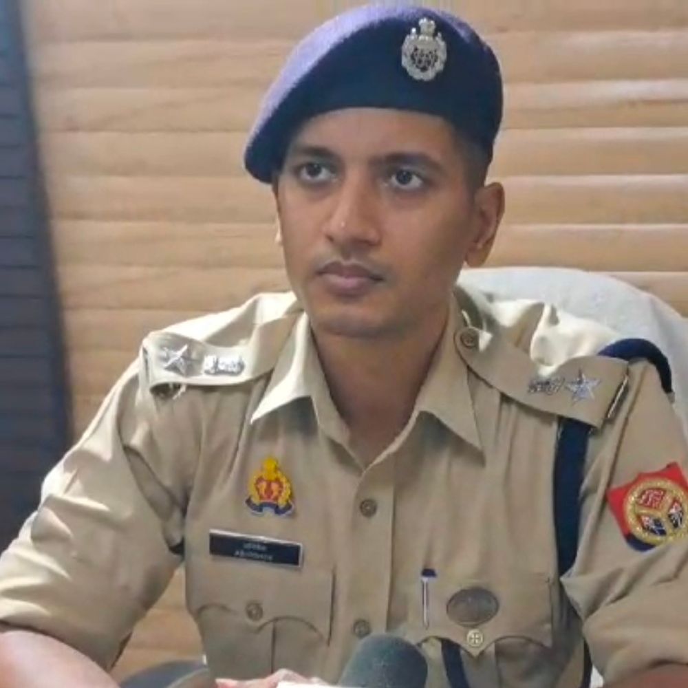 बिजनौर एसपी ने 23 पुलिसकर्मी किए लाइन हाजिर:कांस्टेबल और हेड कांस्टेबल शामिल, प्रशासनिक और जनहित दृष्टिगत फैसला