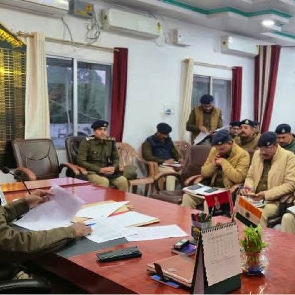 मधुबनी SP ने भू-माफियाओं को चिह्नित करने का दिया आदेश:अवैध कब्जा करने वालों पर होगी कार्रवाई, FIR के निर्देश