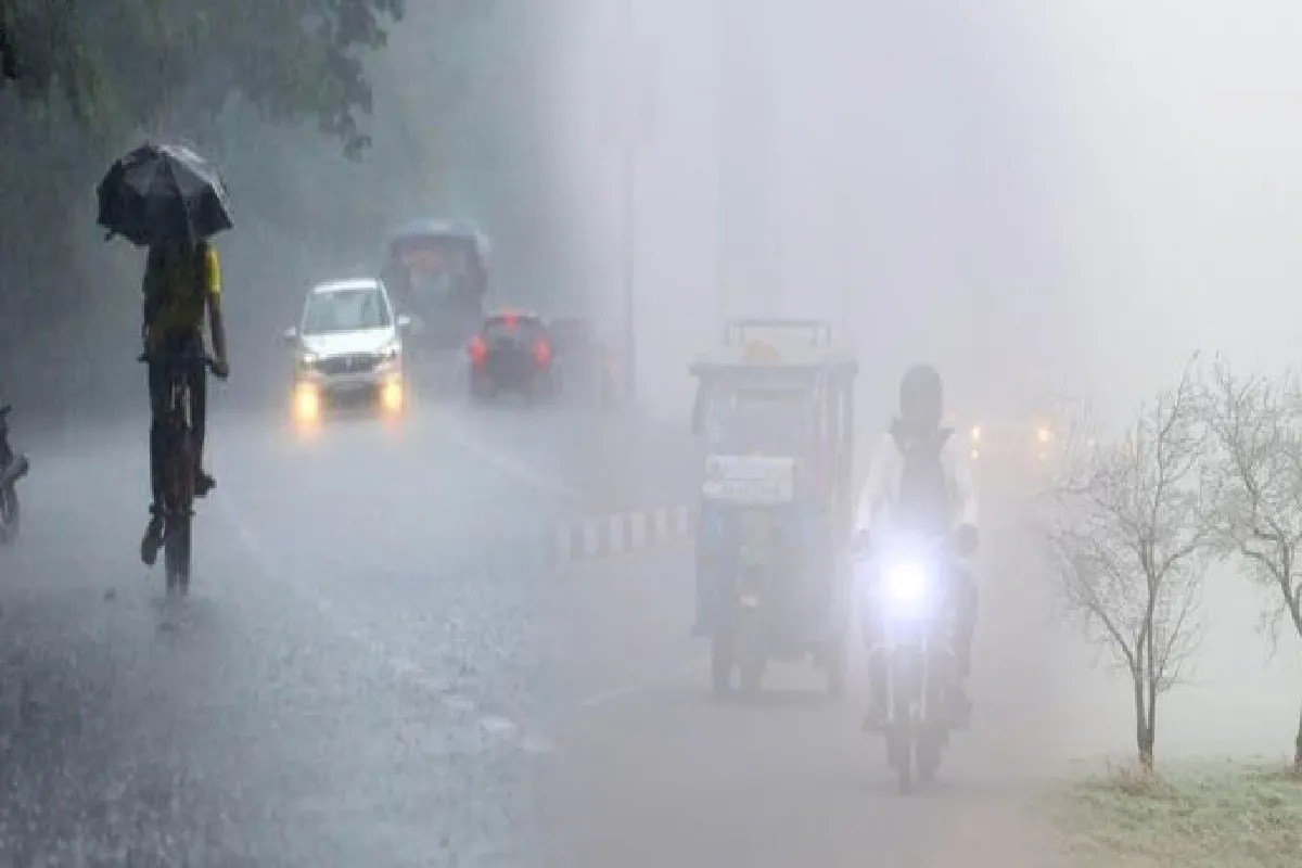 48 घंटे बाद बारिश के साथ लौटेगी ठंड, इन जिलों में बूंदाबांदी के संकेत