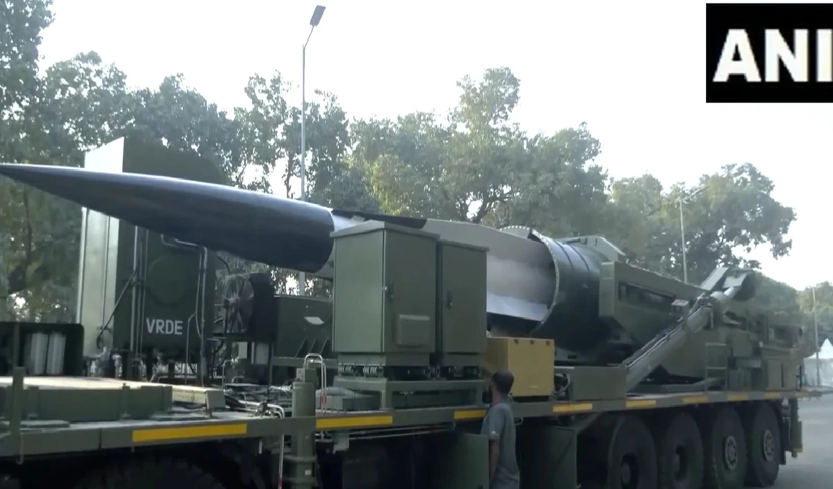 Republic Day पर DRDO का ‘गेम चेंजर’ प्रदर्शन, Hypersonic Missile से समंदर में कांपेगा दुश्मन