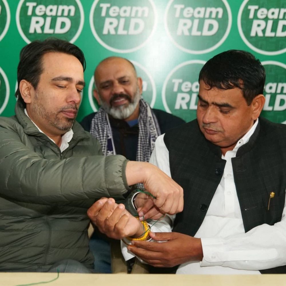 पानीपत के पूर्व विधायक रविंद्र मच्छरौली RJD में शामिल:दिल्ली में मंत्री जयंत के आवास पर समर्थकों संग ली सदस्यता, पूर्व पुलिसकर्मी भी रह चुके