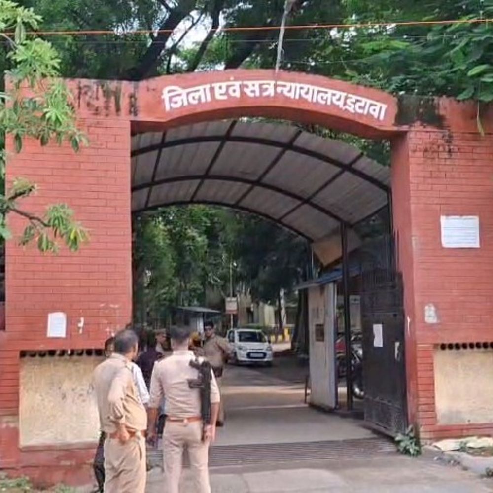 6 साल की बच्ची से दुष्कर्म की आरोपी को उम्रकैद:इटावा कोर्ट ने सुनाई सजा, 2 लाख जुर्माना