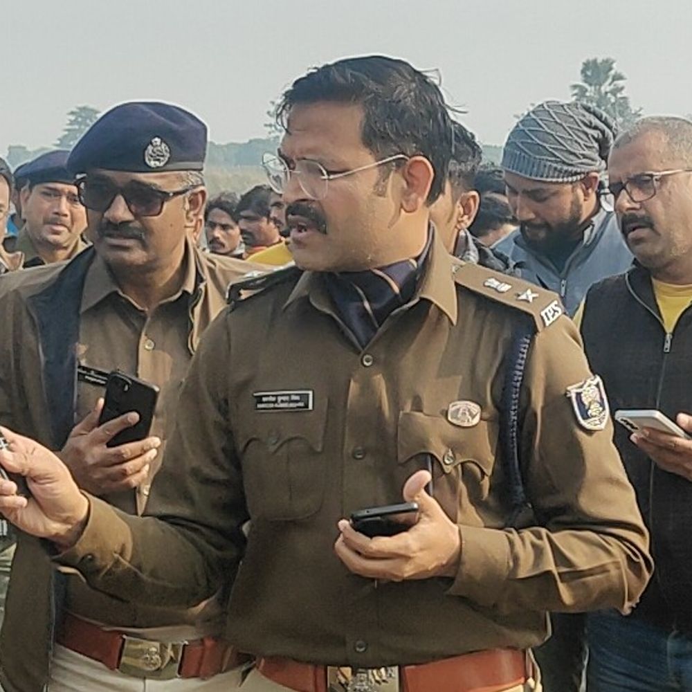 मुजफ्फरपुर नगर थानाध्यक्ष इंस्पेक्टर कमलेश कुमार लाइन हाजिर:हाईकोर्ट के आदेश के उल्लंघन का आरोप, काम में लापरवाही पर SSP की कार्रवाई