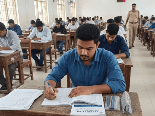 पेपरलीक से बचने के लिए ‘SI भर्ती-2025’ में बड़े बदलाव:तीन की जगह दो पारियों में एग्जाम होने की संभावना; जानिए- पिछली और इस भर्ती में क्या है अंतर?