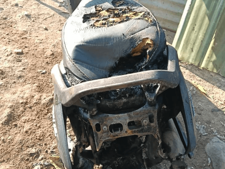 भोपाल में महिला का सिर फोड़ा, युवक को पीटा:शराब पीने से रोका तो घर में घुसकर हमला, गाड़ी में लगाई आग, जिंदा जला बकरा