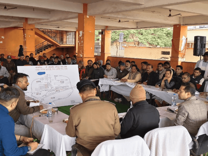 करीला धाम रंग पंचमी मेले की तैयारियां तेज:जाम से निपटने वैकल्पिक मार्ग तलाशने अशोकनगर कलेक्टर ने किया निरीक्षण