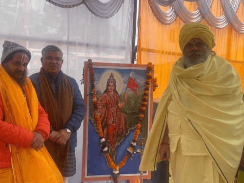 अयोध्या के हिंदू सम्मेलन में संगठन मजबूत रखने पर जोर:RSS के प्रांत प्रचारक कौशल बोले- हमारा देश हिंदू राष्ट्र है, था और आगे भी रहेगा