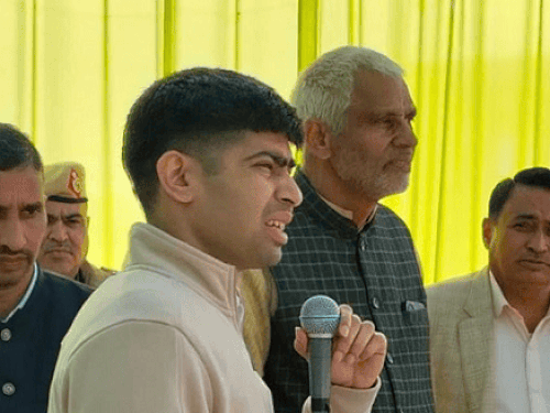 रेवाड़ी की शिव मोहन गोशाला का मनाया वार्षिकोत्सव:डीसी बोले, गाय रखने में औपचारिकता ना निभाएं, सही ढंग से लालन-पालन करें