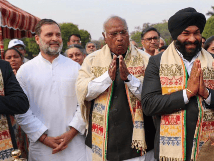 भाजपा बोली- राहुल ने नॉर्थ-ईस्ट का पटका नहीं पहना:कांग्रेस का जवाब- राजनाथ ने भी नहीं पहना; दावा- राहुल ने राष्ट्रपति का प्रोटोकॉल तोड़ा