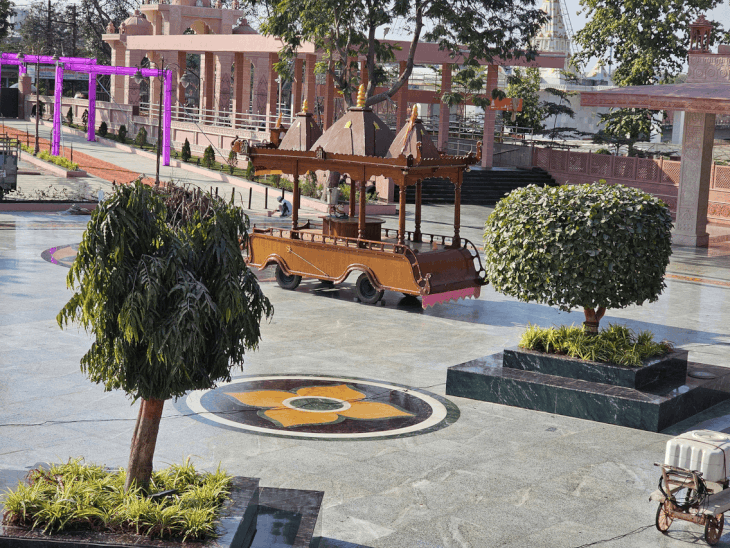 मंदसौर विधायक ने CM को विकास-परक मांग पत्र सौंपा:कृषि, सड़क, शिक्षा और सिंहस्थ 2028 के लिए परियोजनाओं पर स्वीकृति की मांग