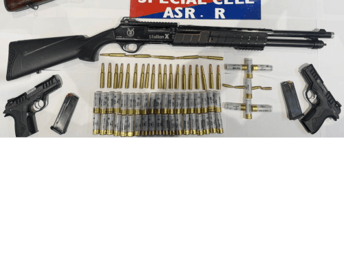 अमृतसर-पुलिस ने ड्रग-तस्करी गिरोह का पर्दाफाश किया:महिला समेत-तीन आरोपी गिरफ्तार; गुरदासपुर-धमकी पर डीआईजी ने सतर्कता जताई, फरार गैंगस्टर के मामले पर कार्रवाई-जारी