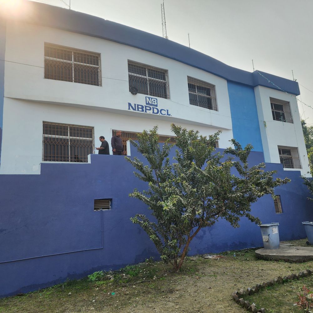 सिवान में बिजली बिल के नाम पर ठगी:फर्जी लिंक-APK फाइल भेजते हैं बदमाश, ओपन करते ही मोबाइल हैक, खाते निकालते हैं पैसे