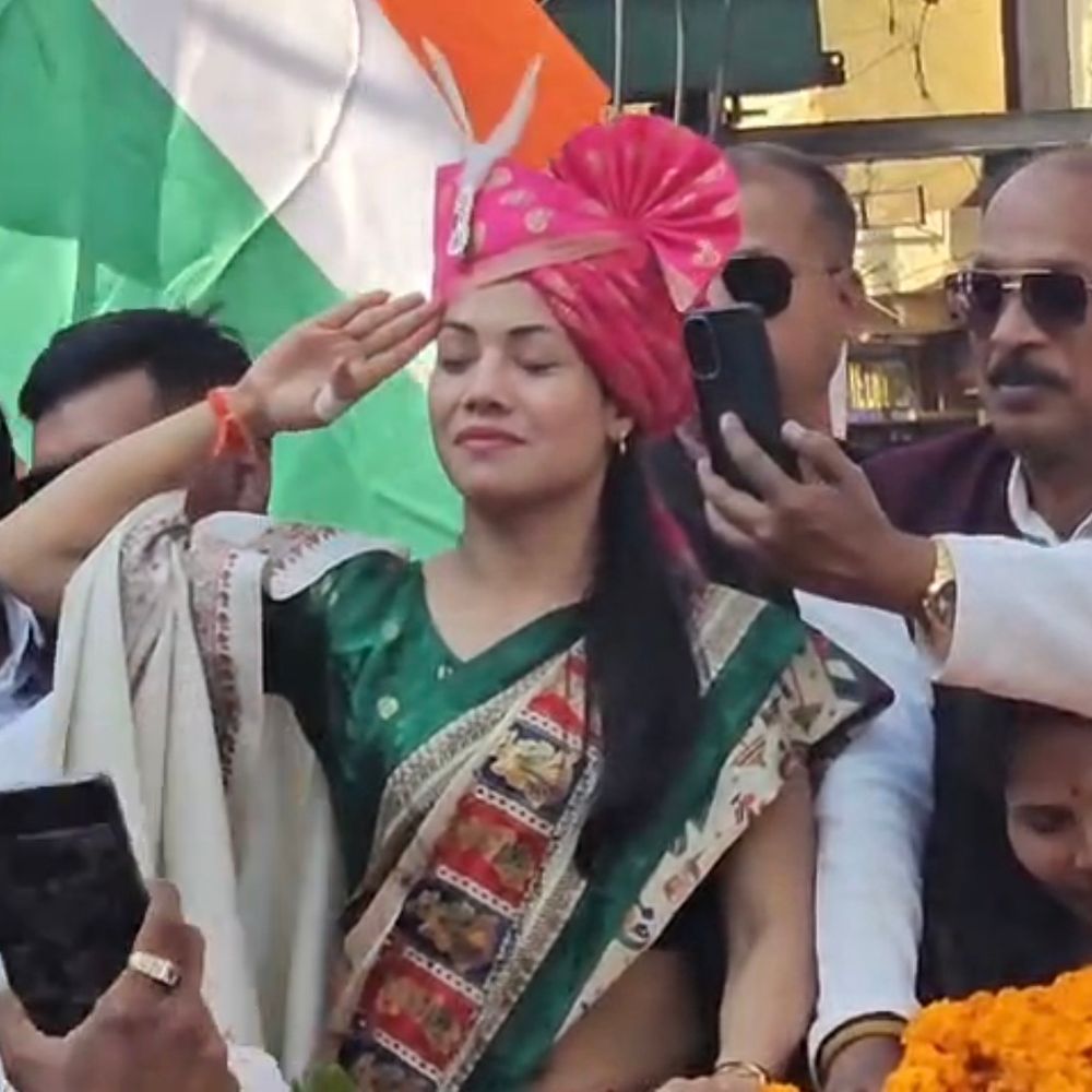 गोल्ड मेडलिस्ट खुशबू निषाद का सम्मान समारोह आयोजित:मुकेश साहनी भी रहे मौजूद, कहा- बिहार में प्रतिभा की कमी नहीं