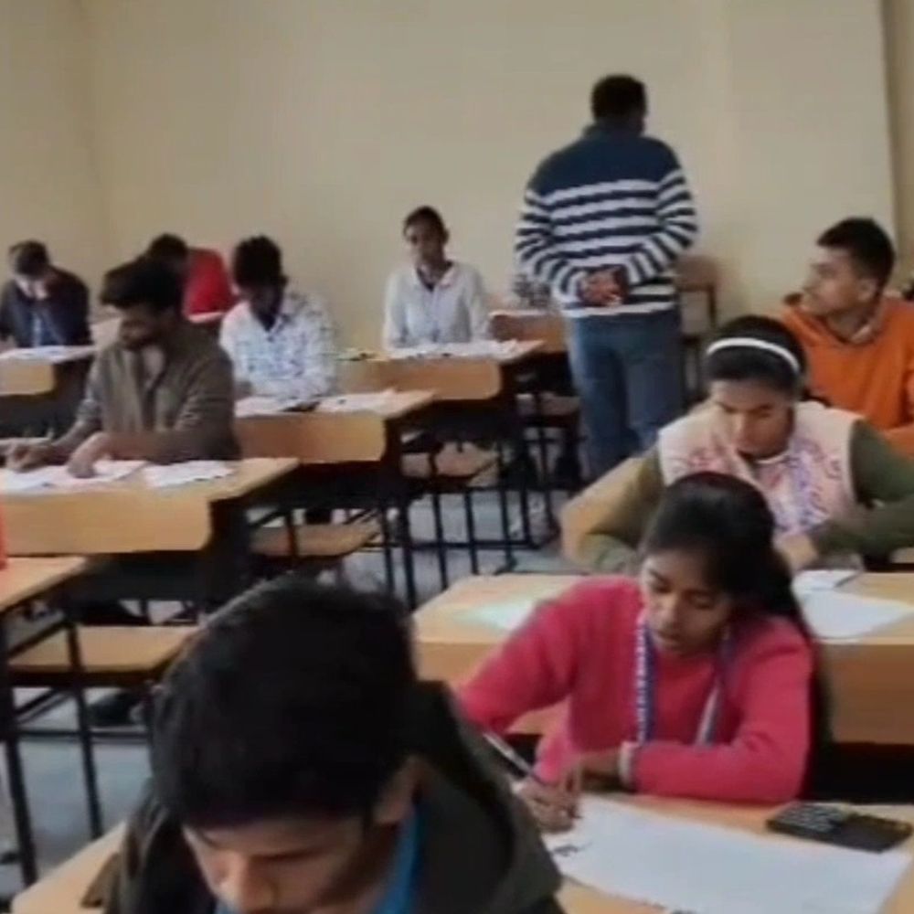 स्नातक प्रथम सेमेस्टर परीक्षा नौ केंद्रों पर होगी:15 से 30 जनवरी तक कार्यक्रम आयोजित, लिस्ट जारी