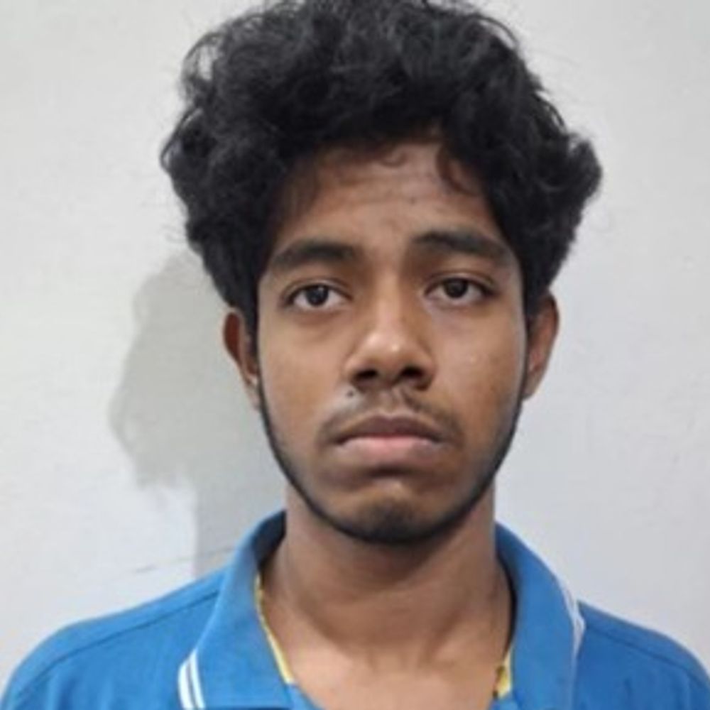 फिजिकल संबंध से इनकार पर इंजीनियर युवती की हत्या:बेंगलुरू में खिड़की से फ्लैट में घुसा था पड़ोसी, आग लगाकर भागा; हादसा दिखाने की कोशिश