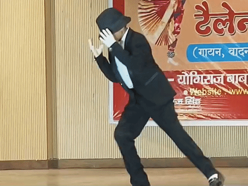 ऑडिशन में दिखा युवाओं का टैलेंट:गोरखपुर महोत्सव में जलवा बिखरेंगे स्थानीय कलाकार, युवक बोला- नोरा फतेही से हूं इंस्पायर