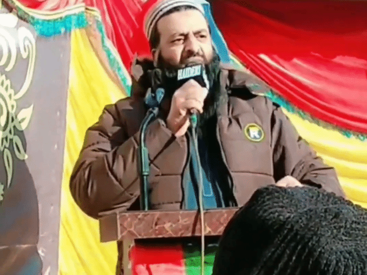 लश्कर के आतंकी की हिंदुओं का गला काटने की धमकी:वायरल वीडियो में कहा- कश्मीर को आजादी भीख मांगने से नहीं, जिहाद से मिलेगी