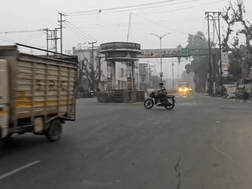 सहारनपुर में चली शीतलहर…पारा 2 डिग्री गिरा:ठंडी हवाओं ने बढ़ाई गलन, न्यूनतम तापमान 5 पर पहुंचा