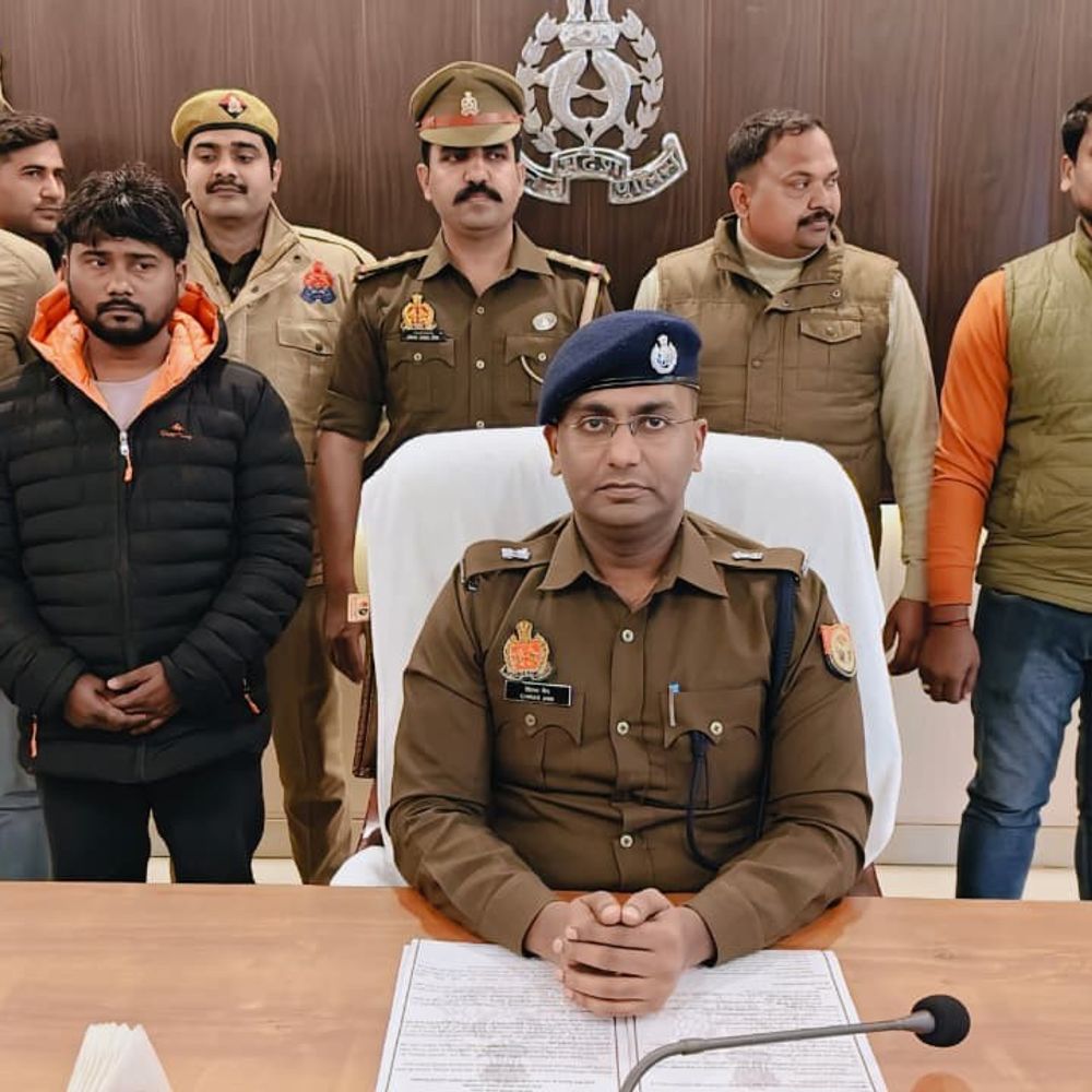 फर्जी लोन दिलाने के नाम पर करोड़ों की ठगी:साइबर अपराधी को किया गिरफ्तार गुजरात महाराष्ट्र दिल्ली पंजाब के लोगों के साथ कर चुका है ठगी