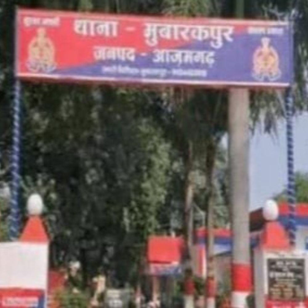 आजमगढ़ में टैंकर ने मारी बाइक में जोरदार टक्कर:दो युवकों की मौत, तीसरे को भेजा गया अस्पताल, देर रात्रि हुई घटना