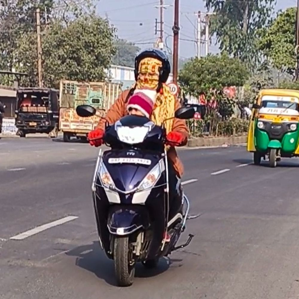 रतलाम में मौसम खुला, धूप निकली:​कोहरे का असर कम, शीत लहर जारी; दो से तीन दिन बाद बदलेगा मौसम