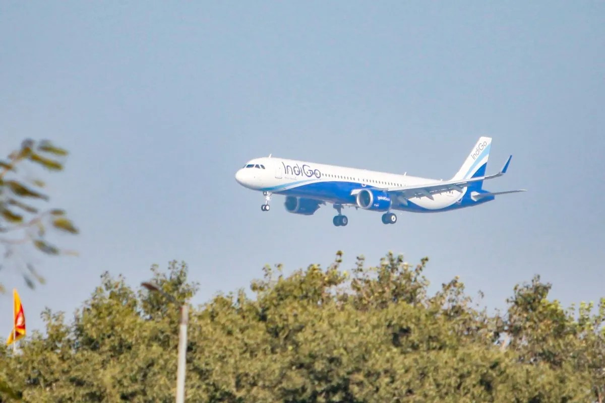 ईरान-अमेरिका तनाव: IndiGo ने 28 जनवरी तक रद्द कीं कई अंतरराष्ट्रीय उड़ानें, एयर इंडिया ने भी बदला रास्ता