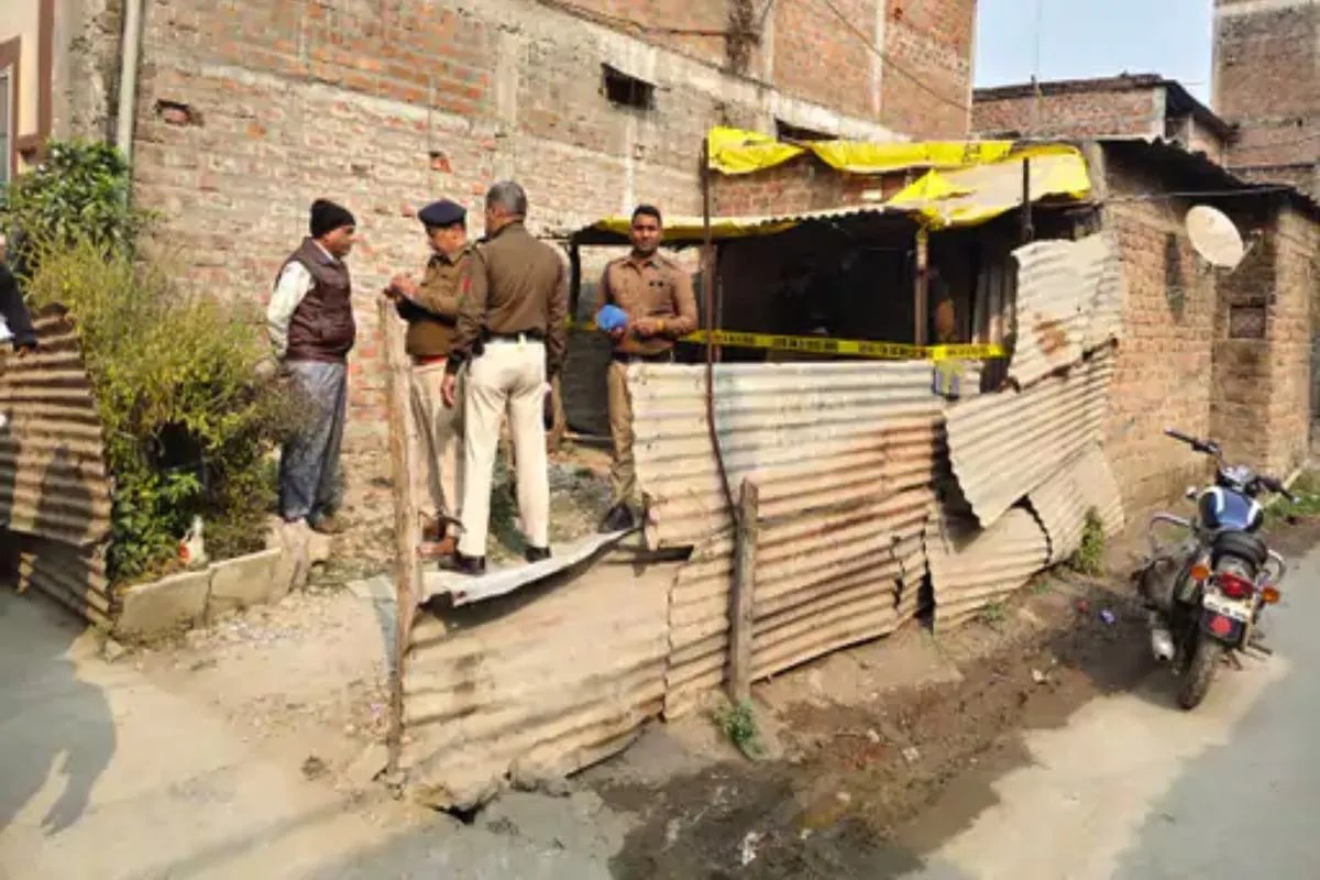 इंदौर में घर में मिली महिला लाश, मुंह में ठूंसा हुआ था कपड़ा, बंधे थे हाथ-पैर