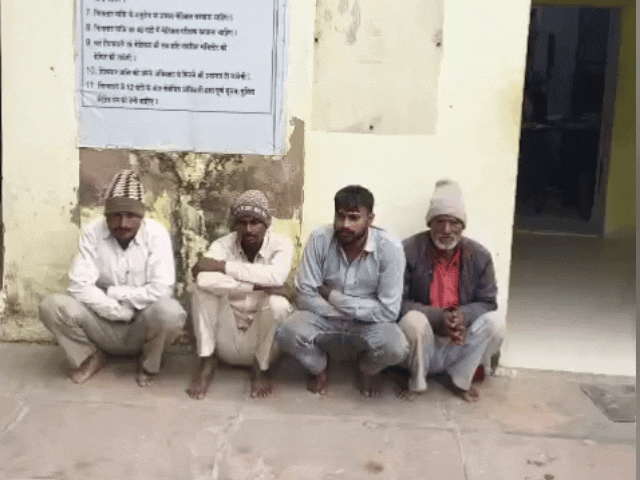 भरतपुर में अवैध खनन के पत्थरों से भरी 7-गाड़ियां जब्त:4 आरोपी गिरफ्तार, रूदावल थाना पुलिस की कार्रवाई