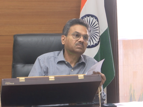 हरियाणा के CS अनुराग रस्तोगी तबियत बिगड़ी:देर रात सीने में दर्द हुआ; मोहाली के फोर्टिस अस्पताल में भर्ती, 1990 बैच के आईएएस अफसर