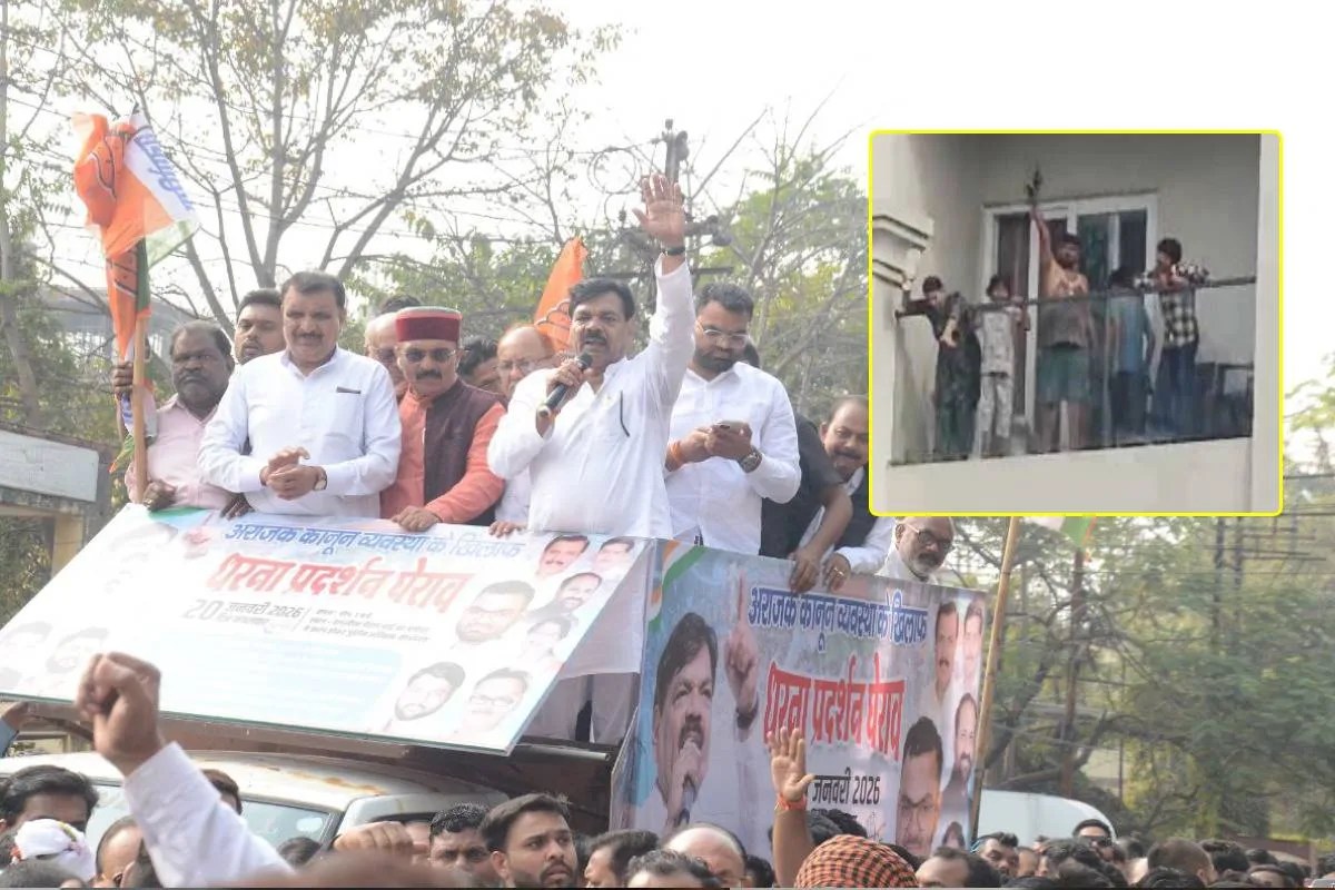 एमपी में कांग्रेस की रैली देख भाजपा के पूर्व विधायक के बेटे ने लहराई पिस्तौल