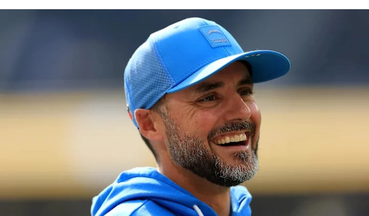 Baltimore Ravens के नए हेड कोच बने जेसी मिंटर, जॉन हारबॉ की छुट्टी के बाद बड़ा फैसला