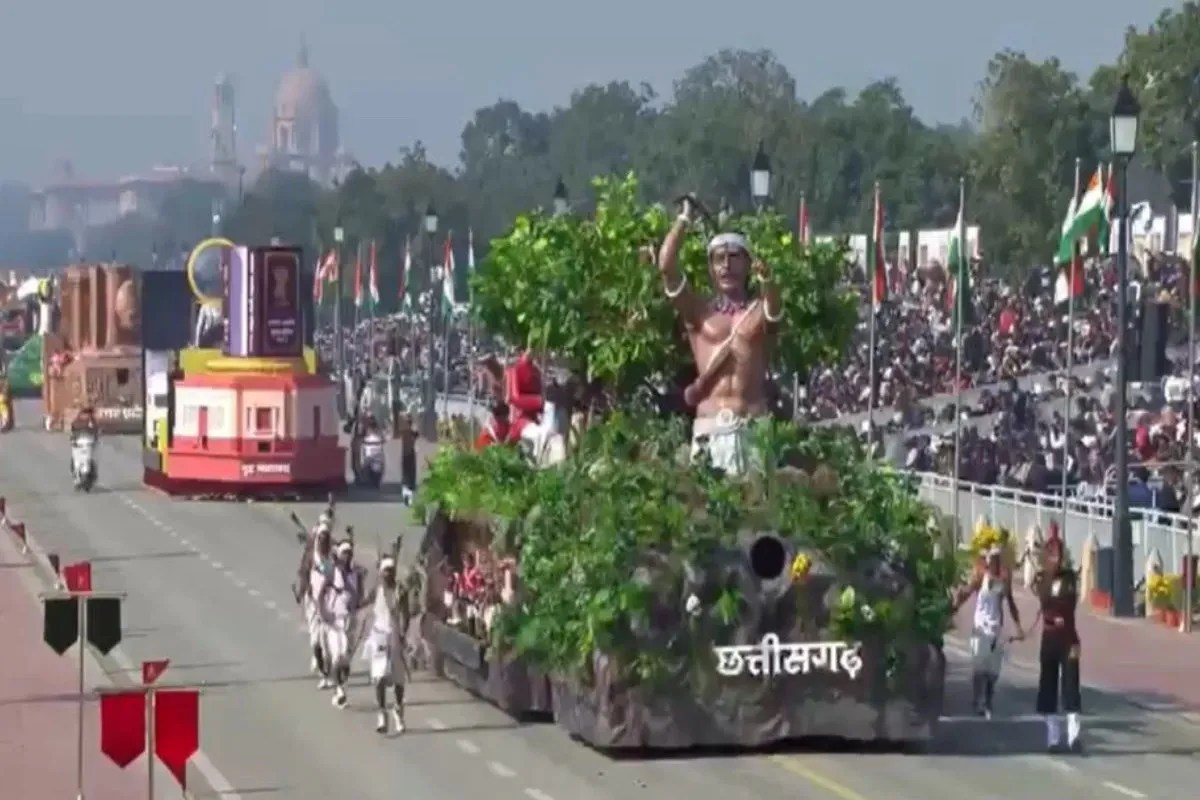 छत्तीसगढ़ के जनजातीय शौर्य का इतिहास, देश के पहले जनजातीय डिजिटल संग्रहालय की भव्य झांकी बनी आकर्षण का केंद्र