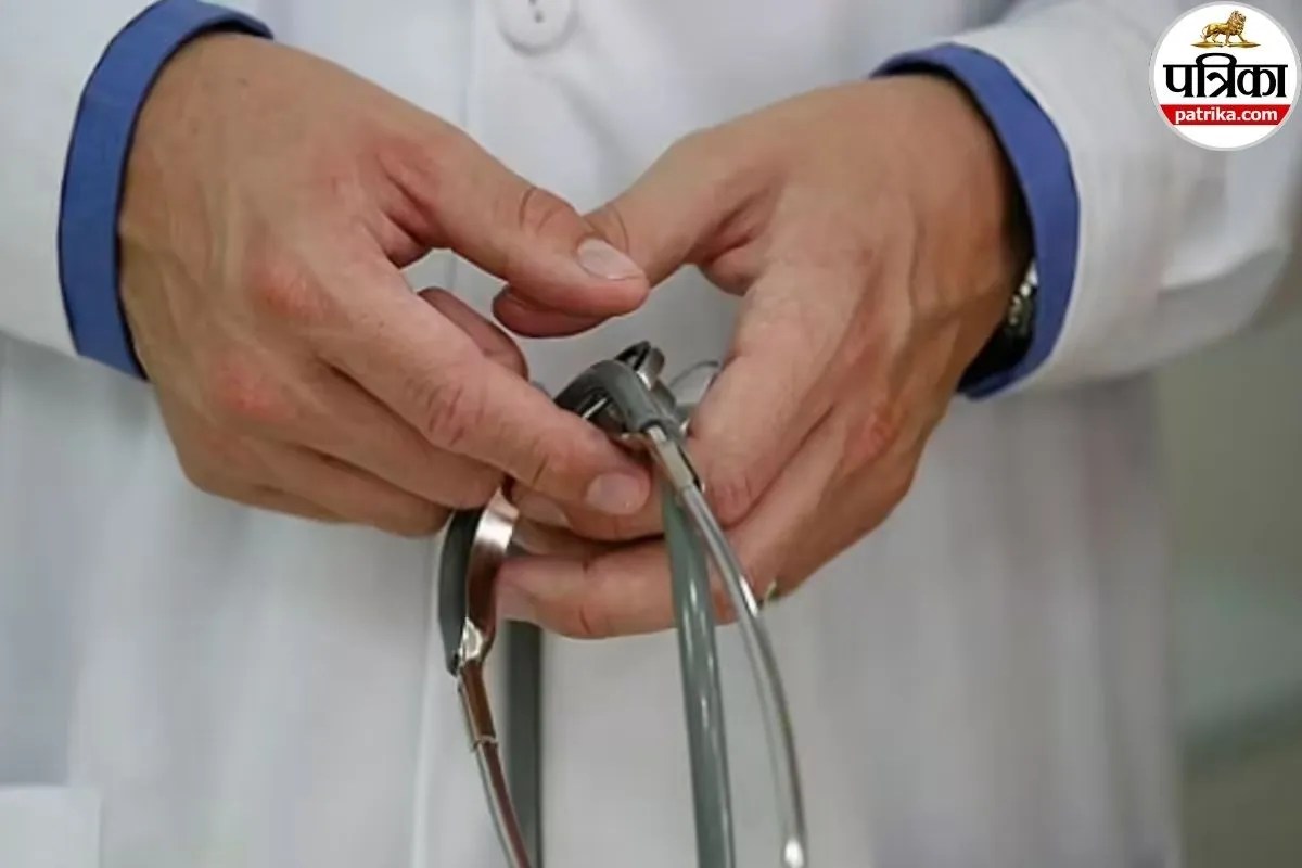 बरेली के एक डॉक्टर ने ऑपरेशन के दौरान काट दी प्राइवेट पार्ट की गलत नस, FIR दर्ज