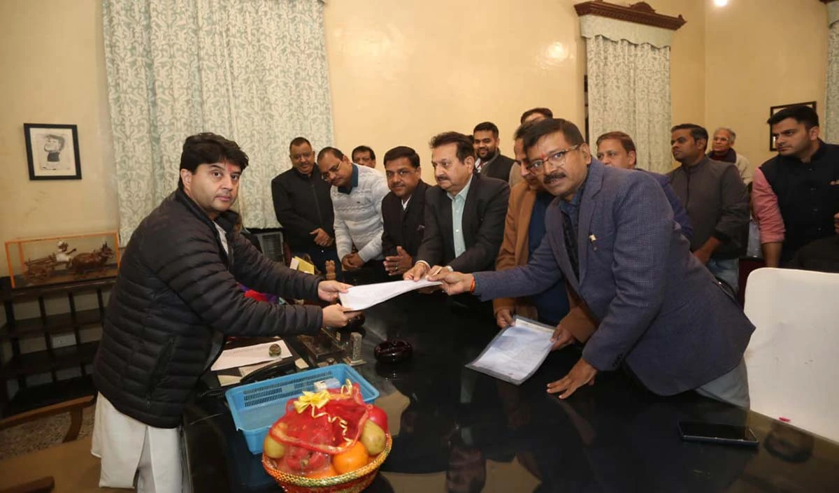 श्रीमंत माधवराव सिंधिया व्यापार मेले में वाहनों पर रोड टैक्स व रजिस्ट्रेशन छूट से व्यापार को मिलेगी नई गति: सिंधिया