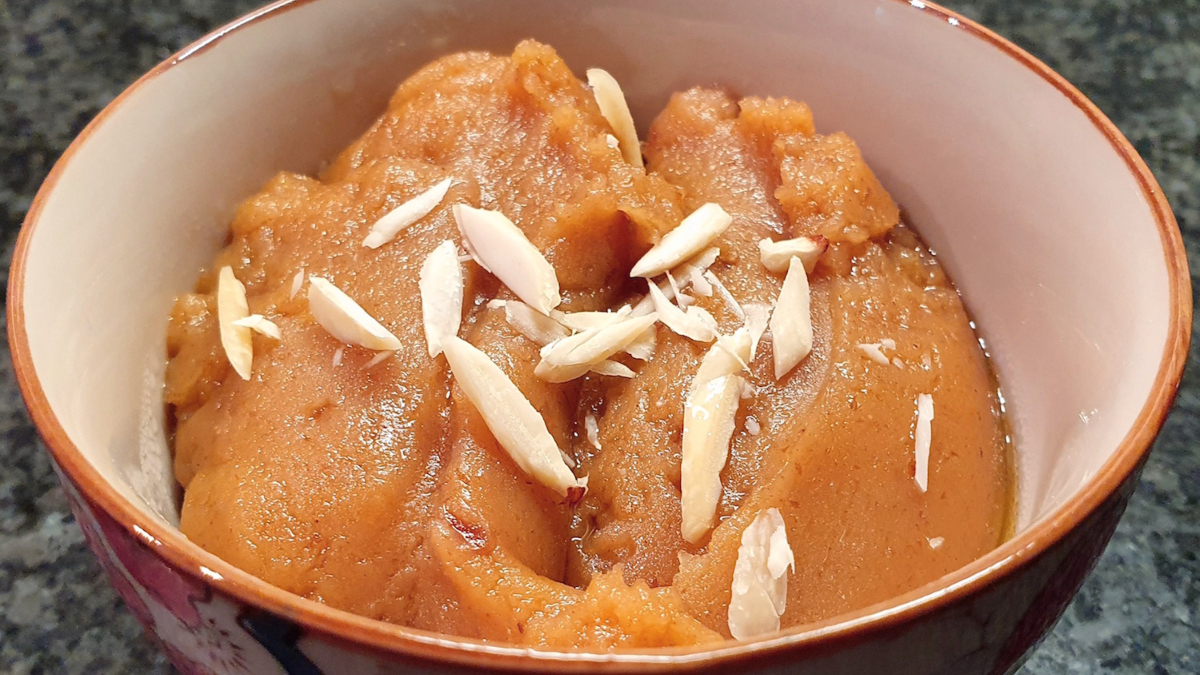 घर में बनाकर खाएं कड़ा प्रसाद हलवा, वही गुरुद्वारे वाला स्वाद आएगे, फटाफट नोट कर लें रेसिपी