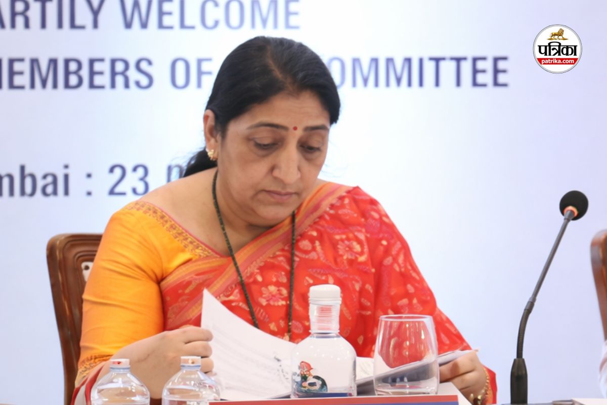 Sunetra Pawar: क्या सुनेत्रा पवार बनेंगी महाराष्ट्र की डिप्टी सीएम? जानिए शरद पवार की पत्नी सुनेत्रा पवार कितनी हैं पढ़ी-लिखी