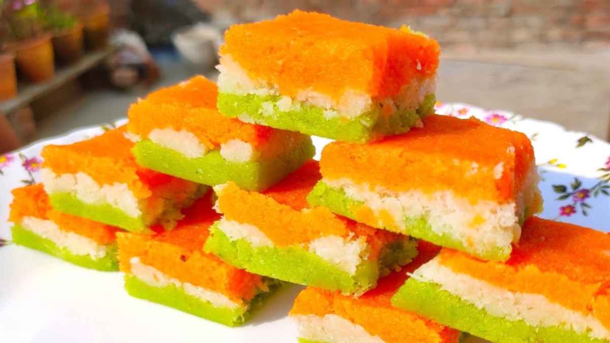 गणतंत्र दिवस पर बनाएं तिरंगा की तीन रंगों वाली मिठाई, सबको दिखा दिखाकर खाएंगे बच्चे, नोट कर लें आसान रेसिपी