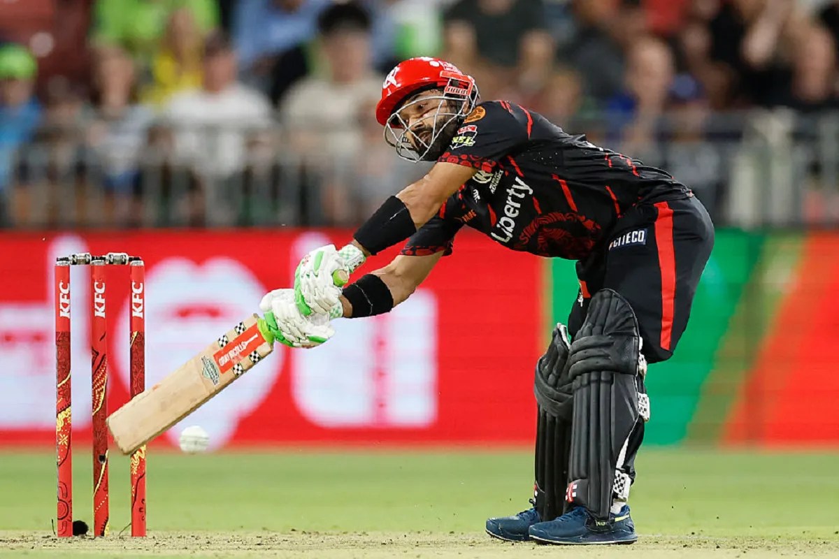 आठ पारी और 152 गेंद के बाद रिजवान ने जड़ा BBL में पहला छक्का, धीमी बल्लेबाजी की वजह से कर दिया रिटायर्ड आउट