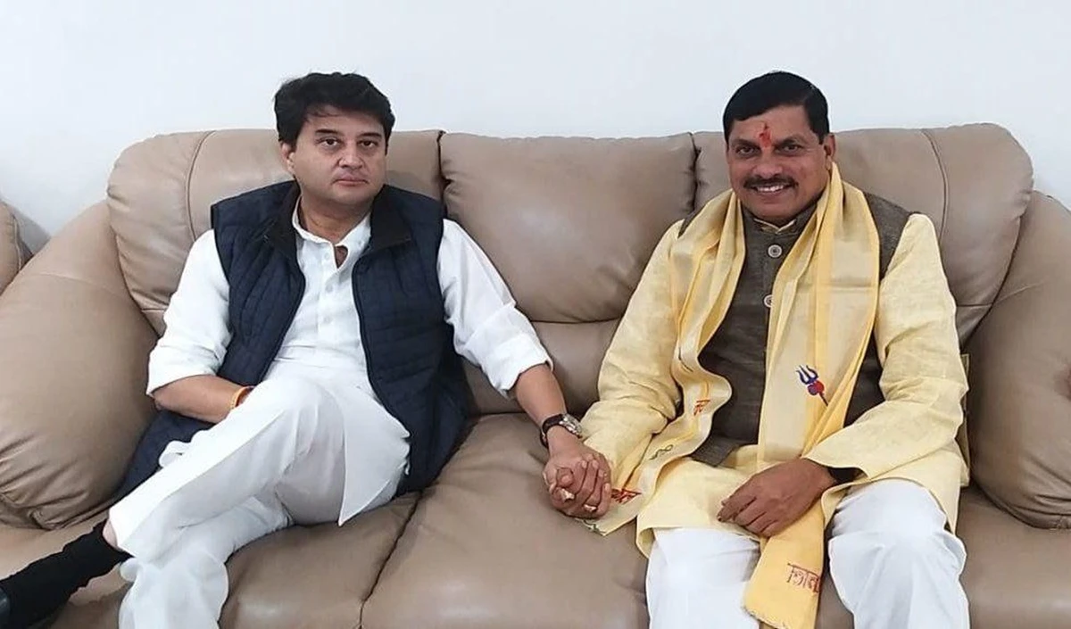 CM Mohan Yadav का Gwalior-Chambal को तोहफा, Jyotiraditya Scindia के आग्रह पर व्यापार मेले में Road Tax माफ