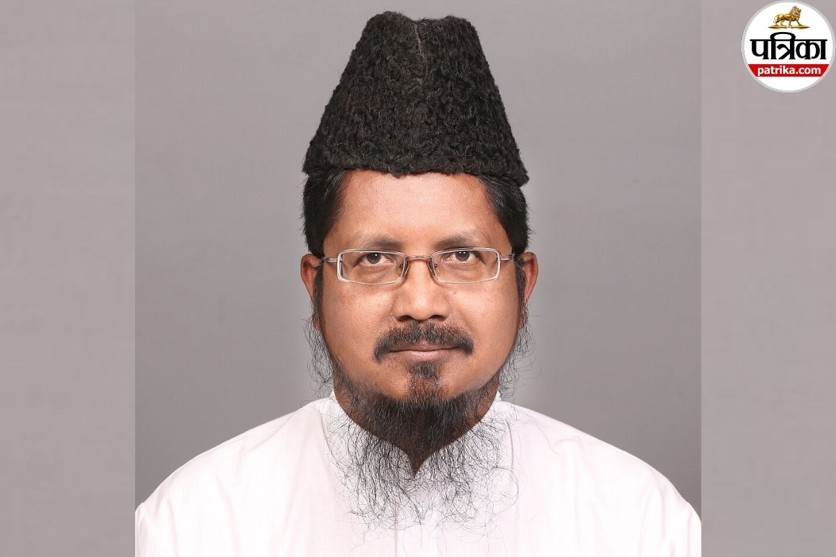 महाराष्ट्र हज कमेटी में हिंदू सीईओ की नियुक्ति पर बवाल, मौलाना शहाबुद्दीन रजवी का कड़ा एतराज, जानें क्या बोले…