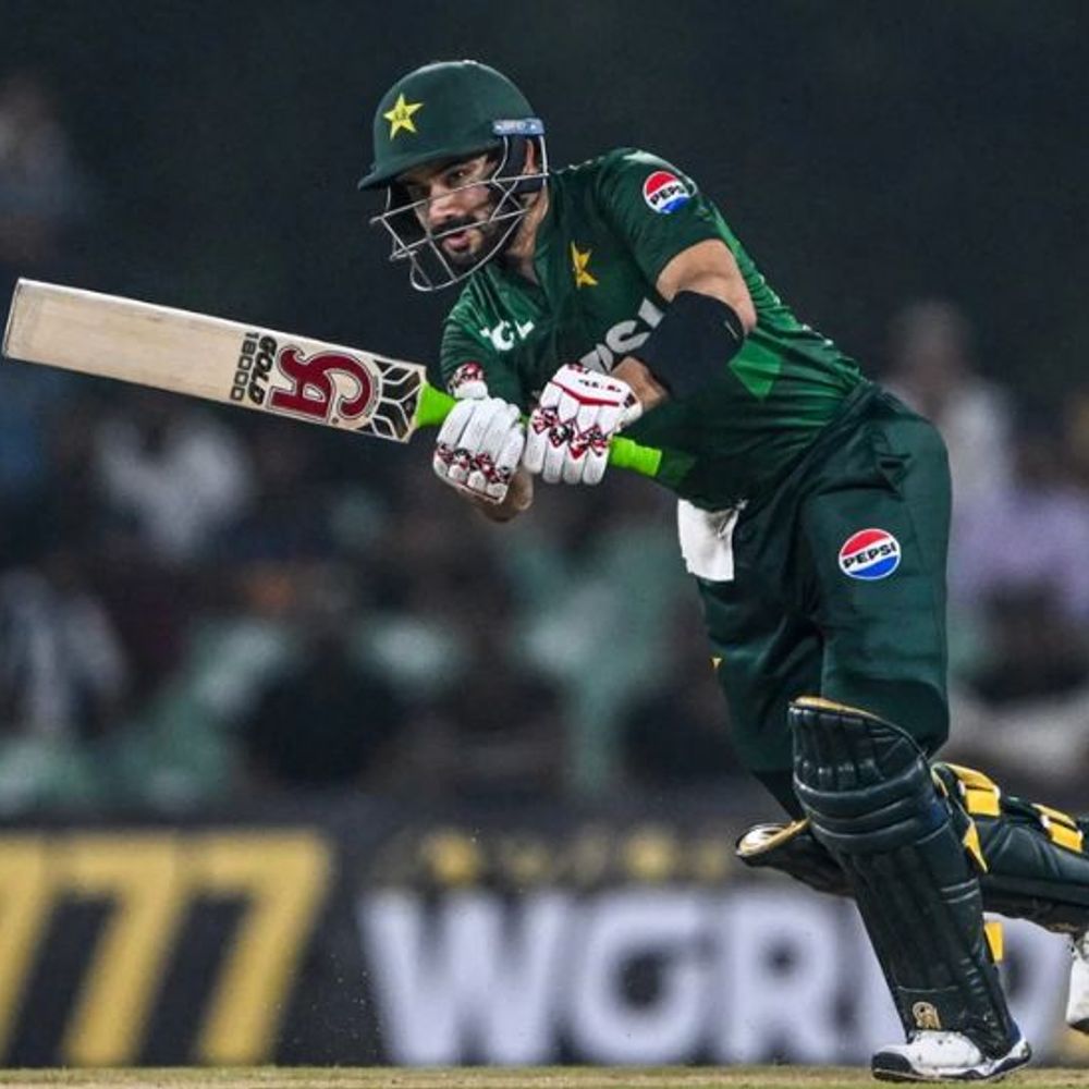पाकिस्तान ने श्रीलंका को 6 विकेट से पहला टी-20 हराया:साहिबजादा फरहान की फिफ्टी, सलमान मिर्जा और अबरार ने 3-3 विकेट लिए