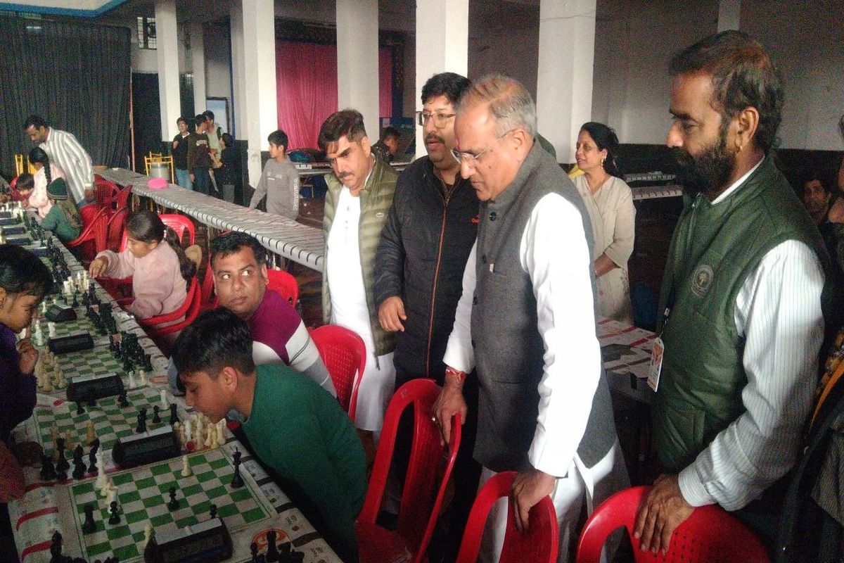 #Neemuch में शह मात के खेल में दिनभर चली चेट की गूंज, पुरस्कार मिले तो खिल गए चेहरे