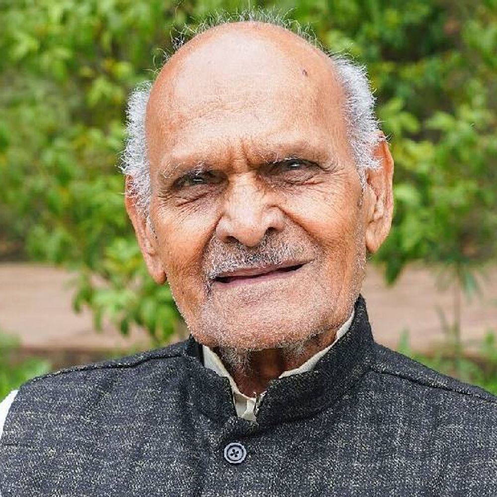 नोएडा में पद्मश्री राजाराम जैन का निधन:40 से ज्यादा पुस्तकें लिखी, पांडुलिपियों का किया अनुवाद, आज होगा अंतिम संस्कार