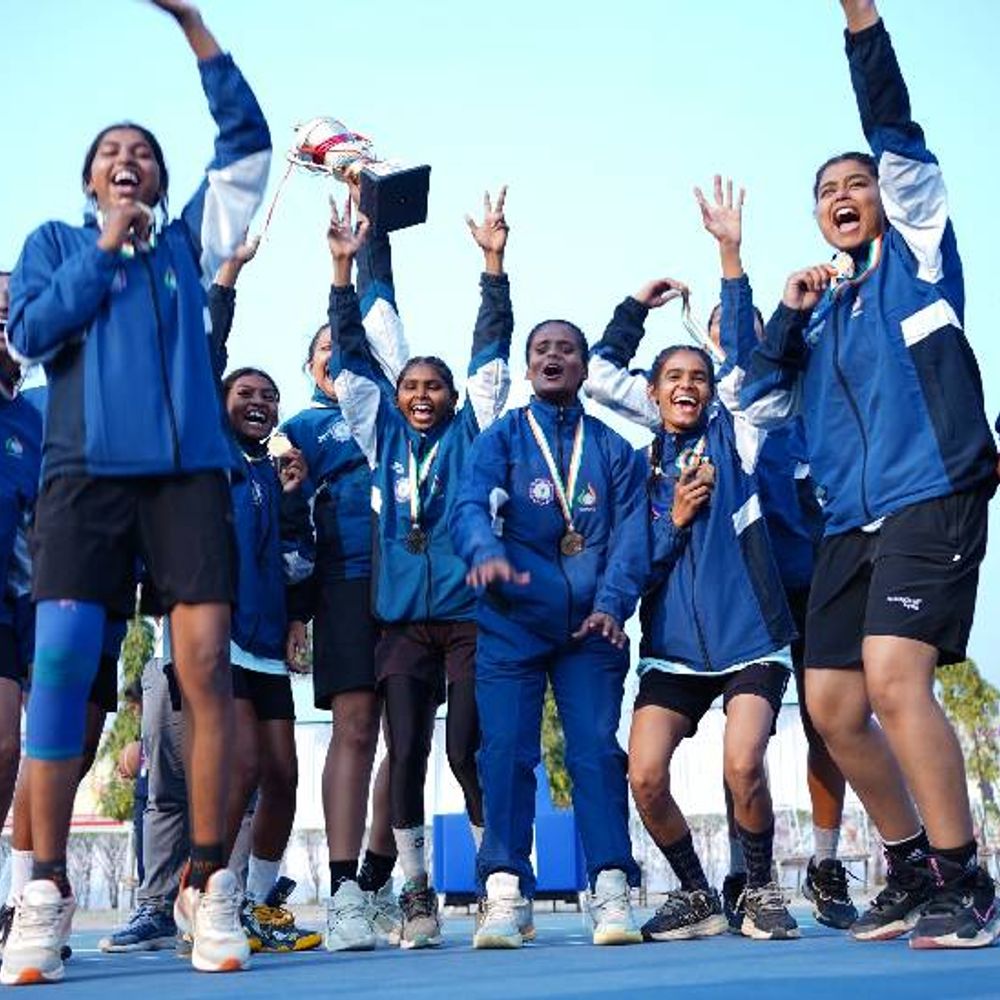 बास्केटबॉल के कोर्ट पर छत्तीसगढ़ का कब्जा:हेमचंद यादव विवि जीता ‘ईस्ट जोन चैंपियनशिप’ का खिताब, रिमझिम बनीं ‘बेस्ट प्लेयर’