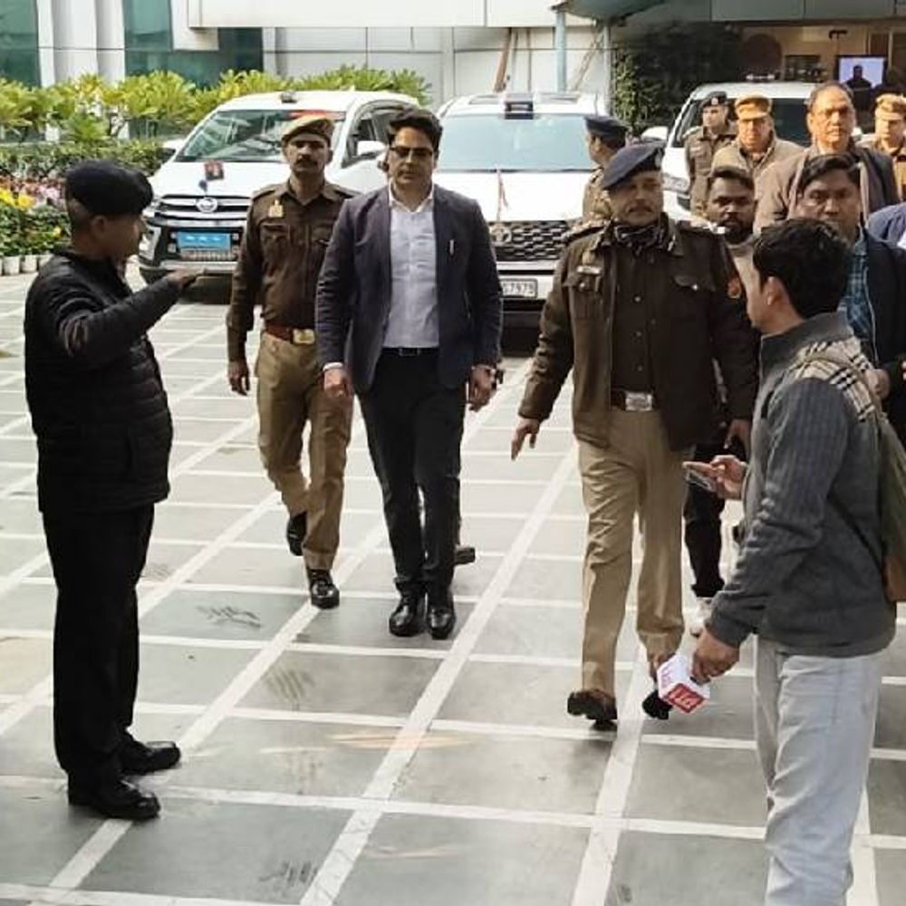 नोएडा हादसा: 10 सवालों से जवाब मांग रही SIT:पिता ने बताया आंखों देखा हाल, घटना के तुरंत बाद मौके पर क्यो नहीं गए अधिकारी