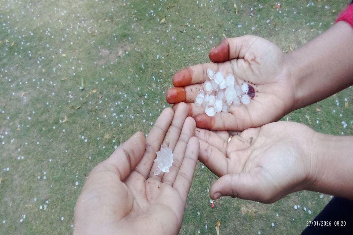 मौसम ने बदला मिजाज, मावठ के साथ गिरे ओले
