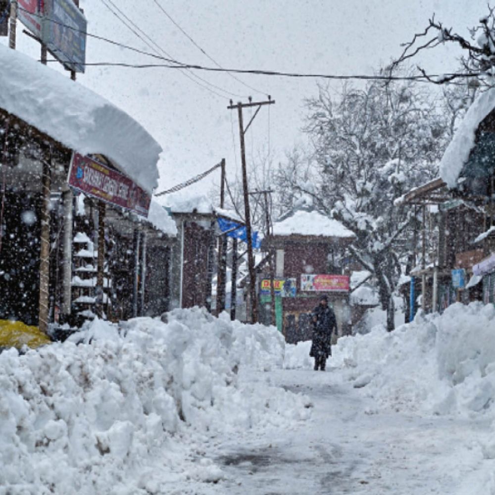 मौसम विभाग:जयपुर से जैसलमेर तक ओले गिरे; दिन का पारा 110 गिरा, रात में इतना ही चढ़ा
