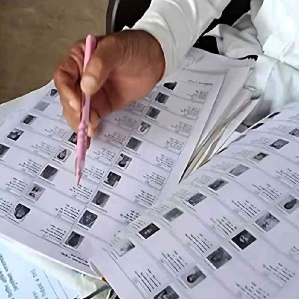 एसआईआर:2003 से 2025 की सूची का मिलान फिर भी नोटिस, जानकारी नहीं दी