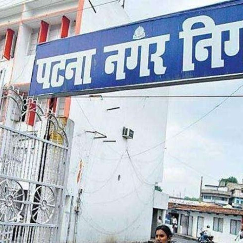 विकास कार्यों को लेकर नगर आयुक्त पर डिप्टी मेयर का पत्र वॉर, निशाना मेयर पर